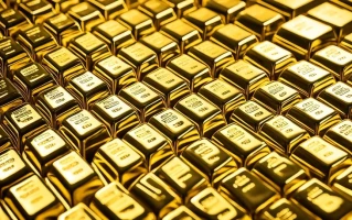 Gold's Price Surge: An Analysis of the Forecasts, Drivers, and Potential Fade