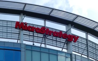 MicroStrategy (MSTR) Stock Rallies: The Tax Catalyst and Wall Street's Real Take